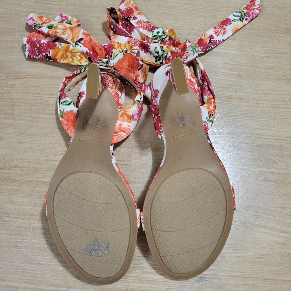 NEW Nine West Kobs Ankle Tie Sandal White Blooms Floral MultiSlide Size 10 - Picture 7 of 8